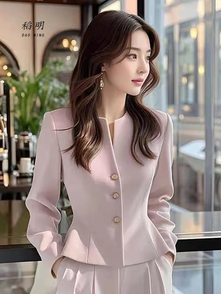 Высококачественный короткий изящный женский топ осень и зима 2024 новое шикарное