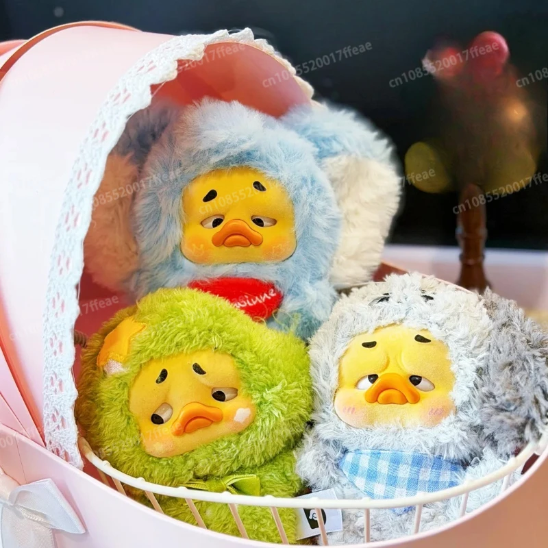 Фото Серия игрушек-сюрпризов Upset Duck: плюшевые куклы-персонажи мультфильмов, милые игрушки в закрытых коробках, праздничные подарки, украшения №4