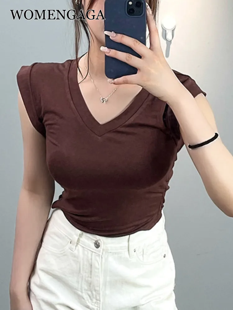 

Корейский эластичный женский пикантный плиссированный топ с V-образным вырезом, облегающая футболка без рукавов, женская футболка, горячие ...