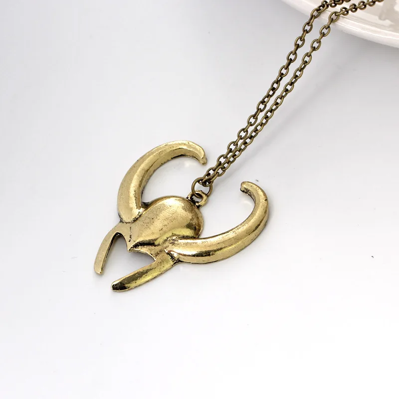 Лидер продаж супергерой Loki ожерелье со шлемом свитер цепочка косплей Loki's horn Mask