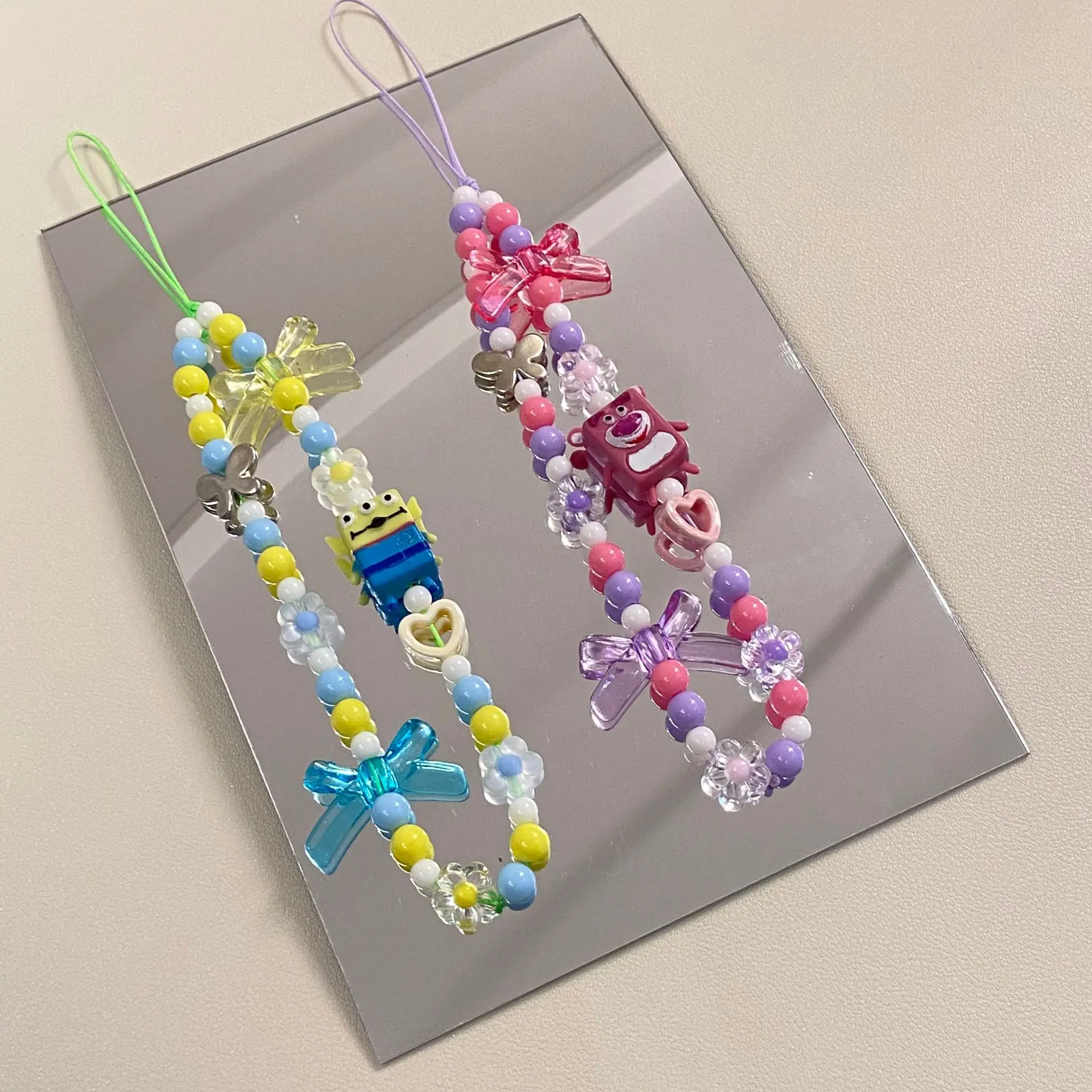 

Fashion Exquisite Lanyard Bow Love Heart Beaded Handmade Personality Cartoon Pendant Mobile Phone Chain Female Jewelry Accessory