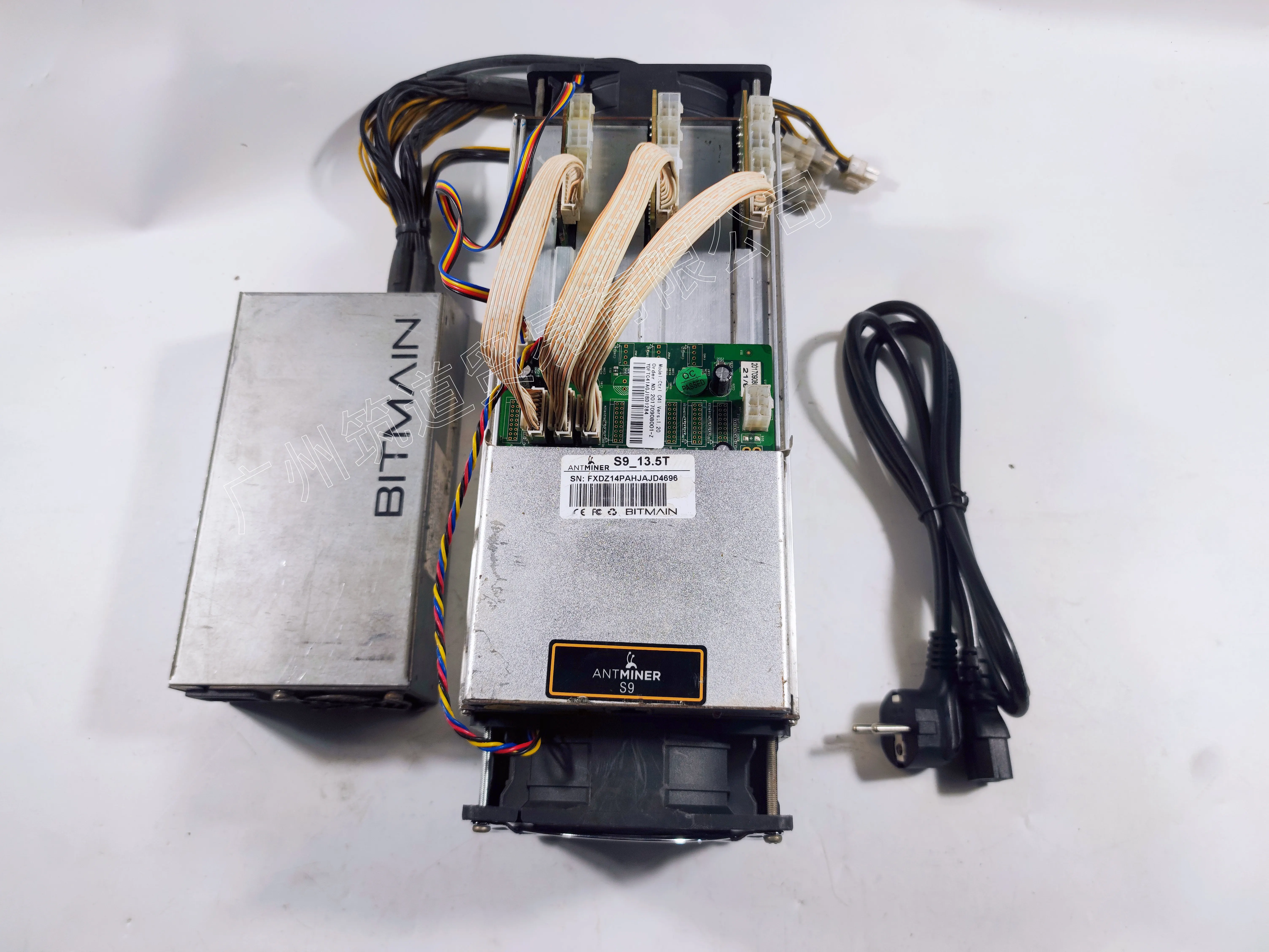 

FOR Used AntMiner S9 13.5TH/S WITH PSU Bitcoin BCH BTC Miner is better than S9 13.5T 14T S9j 14.5T S9 SE S11 S15 S17