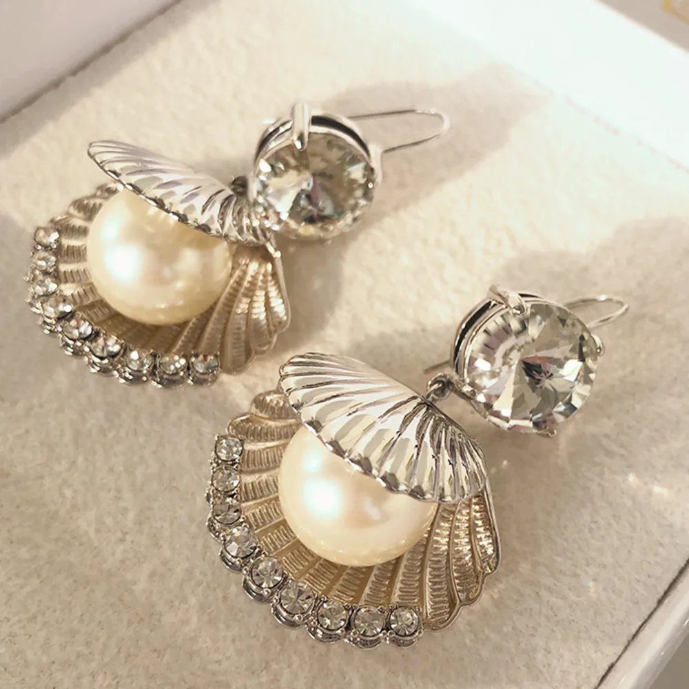 

Fashion Boutique Designer Brands Shell Pearl Large Crystal Silvery Earrings For Women High Quality Hot Jewelry Party Trend