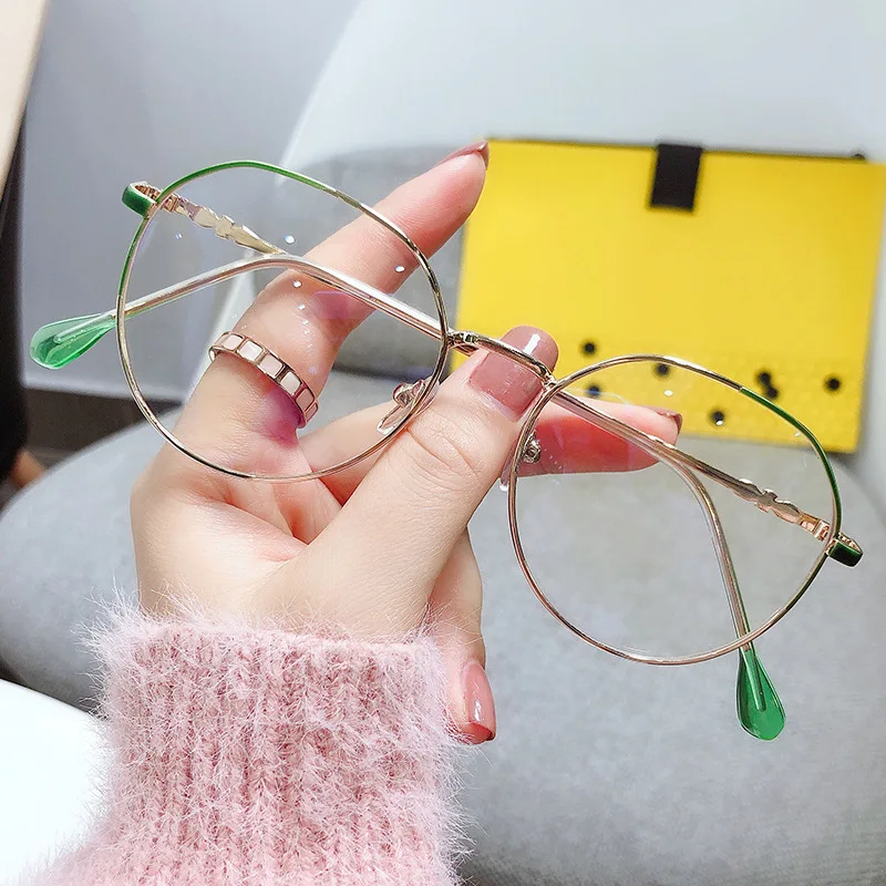 

4Colors Anti Blue Light Anti Blocking Filter Glasses Women Mens Reading Computer Glasses Retro Metal Transparent UV400 Eyewear
