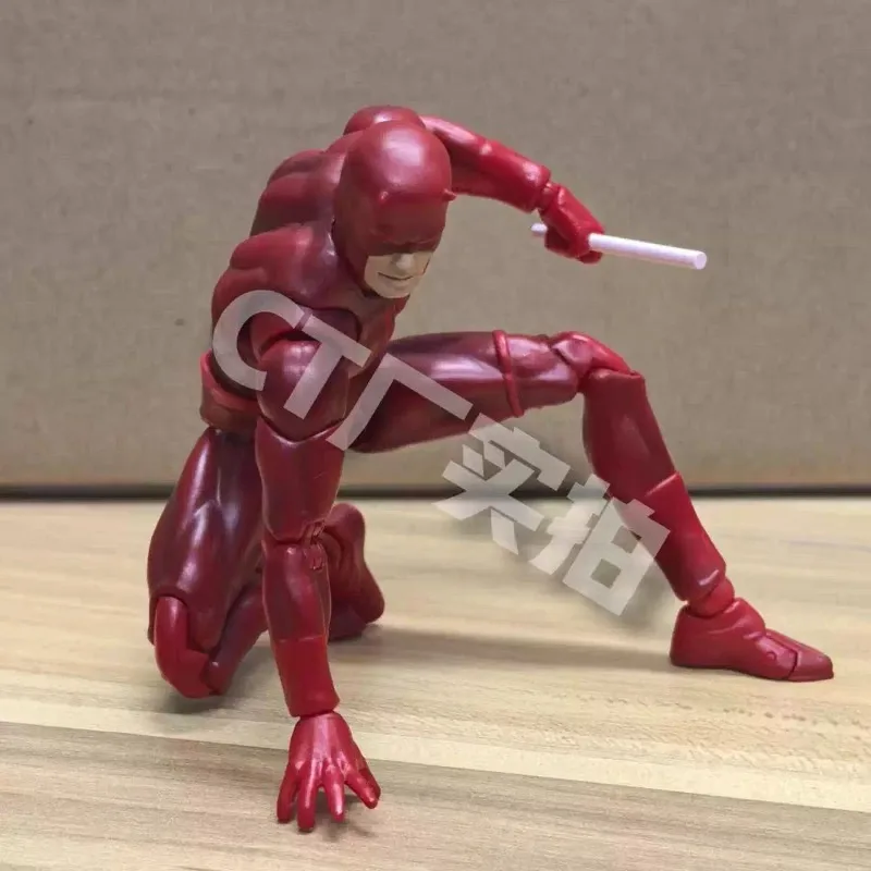Фото Коллекционная фигурка CT Toys MAFEX 223 Дэйрдевил (версия из комиксов), многосуставная, подвижная, модель героя Marvel, подарок для рабочего стола WY №2