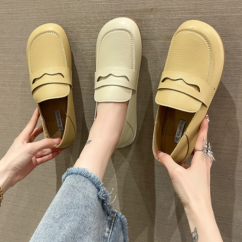 

Nurse Shoes Autumn Women's Moccasins Slip-on Female Footwear Shallow Mouth Casual Sneaker Round Toe Soft All-Match Nursing Fall