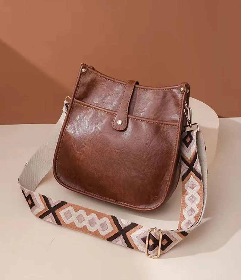 

2022 Soft PU Leather Women Shoulder Bag Retro Ladies Handbag With Wide Bag Strap Luxury Messenger Bag Fashion Crossbody Purses