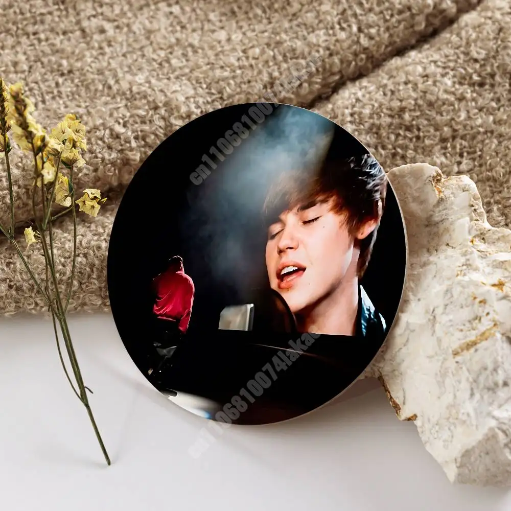 Фото Деревянная подставка J-Justin Baby B-Bieber Coachella 2026 для чашек, кофе, водки, сока, воды, для цветочного магазина, декоративная №4