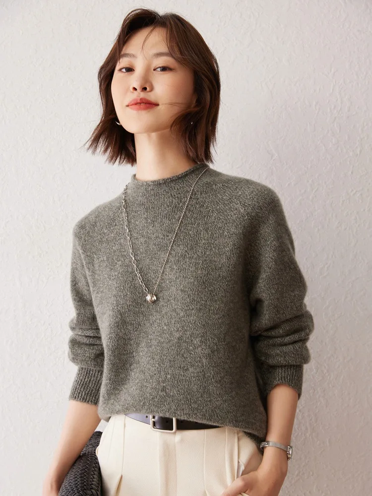 Женский свитер с длинным рукавом круглым вырезом на осень/зиму