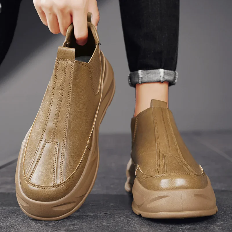 Мужские ботинки на толстой подошве в британском стиле