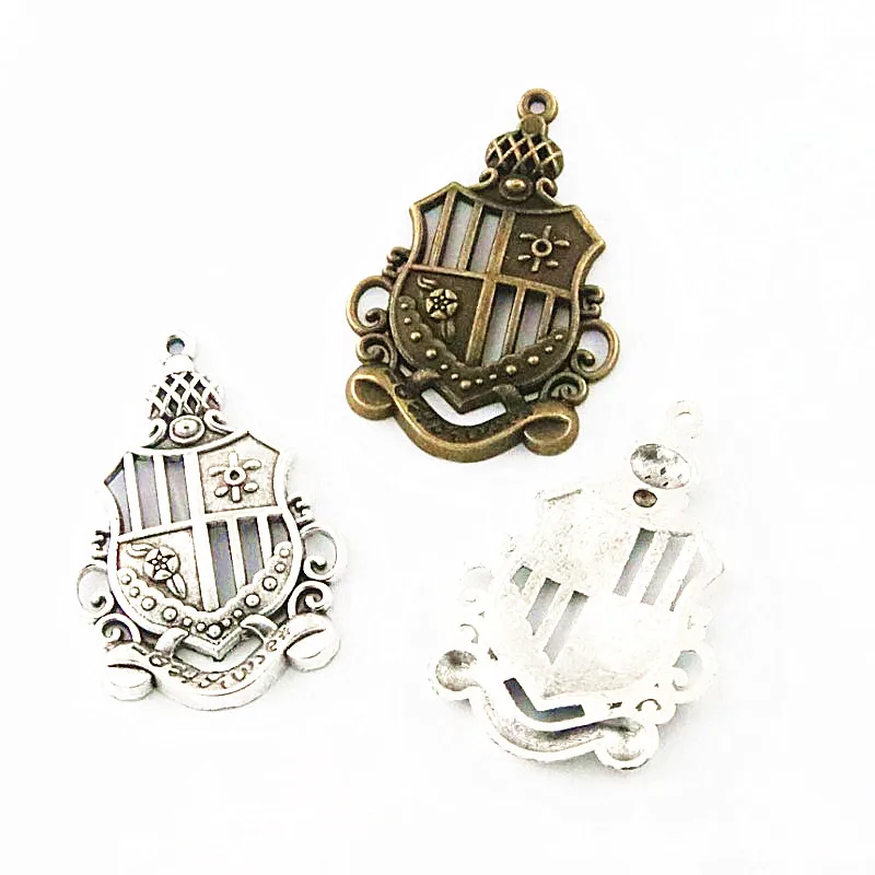 10Pcs 45*31.8MM Antique Silver Plated Bronze Color Crown Charms Pendants Diy Jewelry Findings Accessories