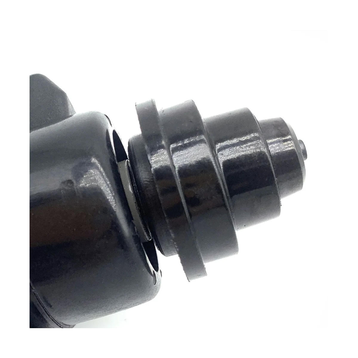

For Mitsubishi Pajero Delica Freeca Hyundai Galloper Idle Air Control Valve MD614713 MD614946 MD614743 MD614918