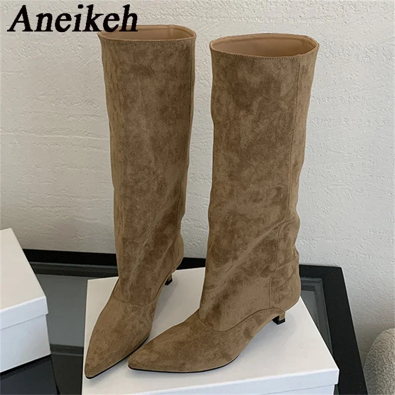 Фото Aneikeh, осенне-зимние сапоги до колена с острым носком, женская обувь, трендовые дизайнерские винтажные туфли 2025, современные туфли на тонком низком каблуке №3