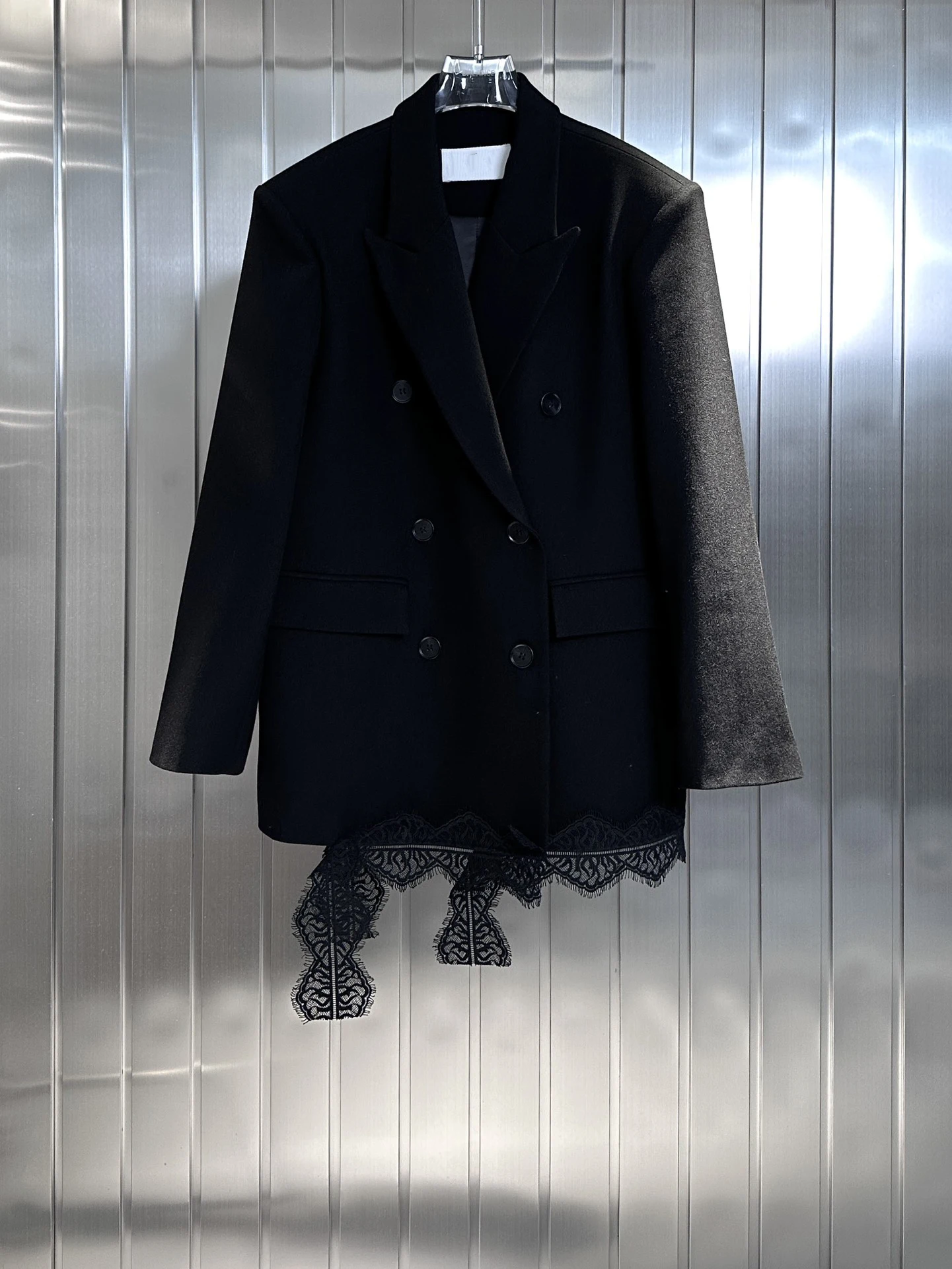 

Новый стиль осень-зима 2023, декоративный костюм с кружевным подолом, Высококачественная импортная ткань, элегантный темперамент,