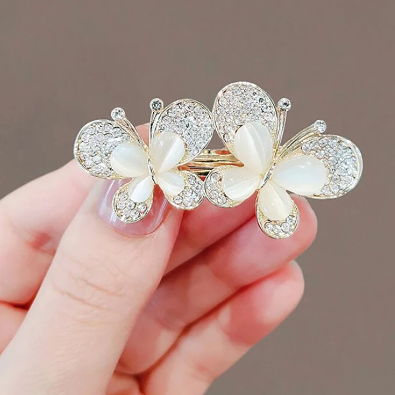 

1pc Rhinestone Brooches For Women Opal Trendy Elegant Butterfly Brooch Pins Jewelry Party Wedding Gifts Insect Pin