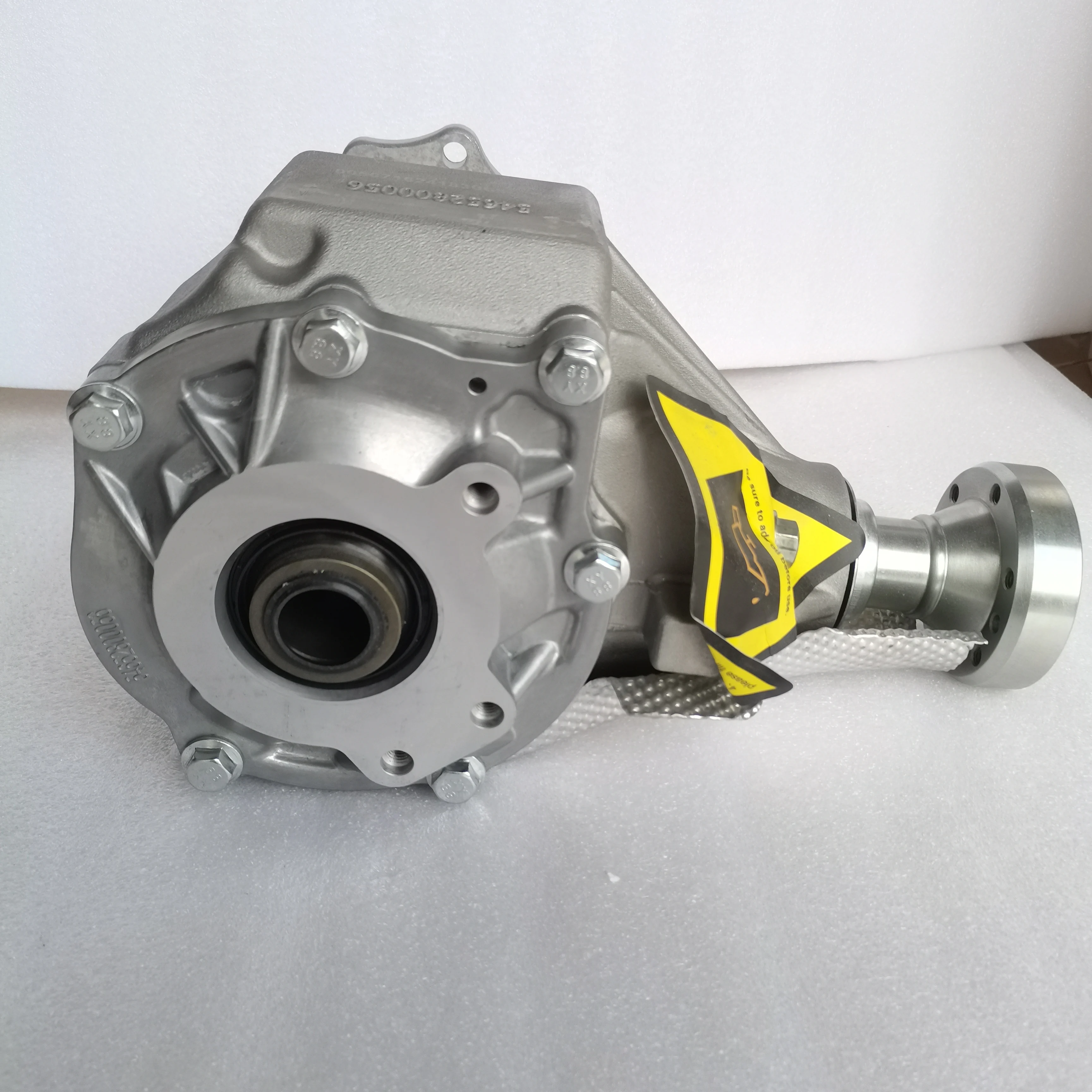 Раздаточная коробка в сборе для Land Rover Range Evoque 2015-2018 L4 2.0L Turbo LR 066503 040657 051289 068975 051076