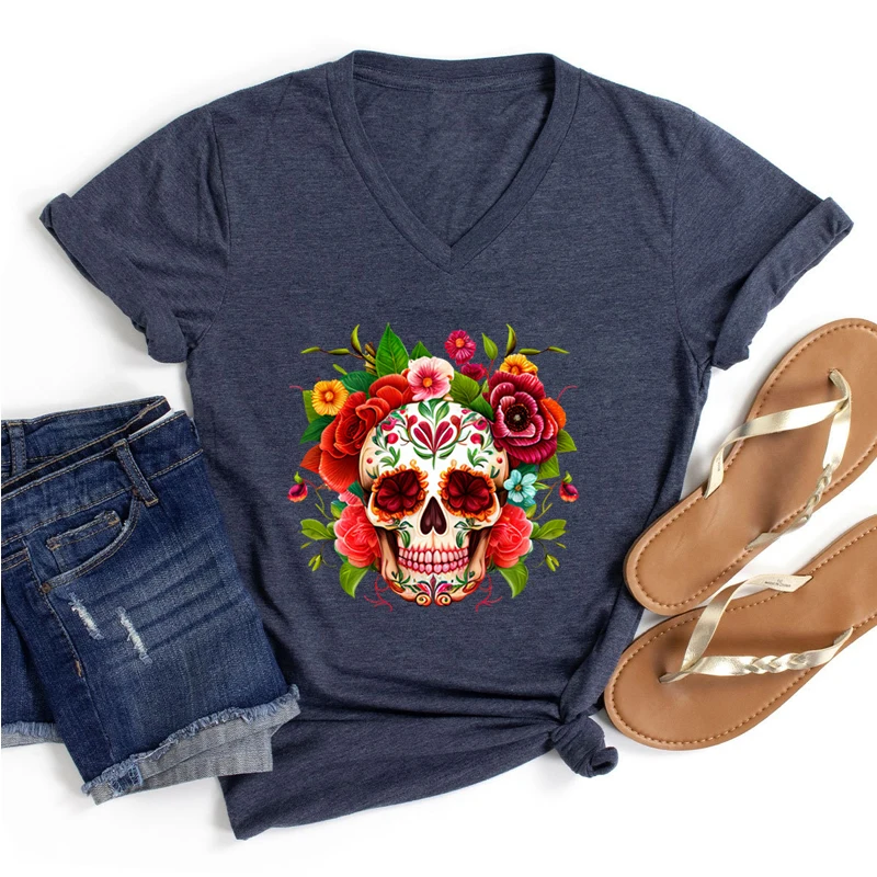 

Футболка женская с графическим принтом «Роза и череп», топ с V-образным вырезом, винтажная рубашка с коротким рукавом в стиле Харадзюку, Y2k, летняя одежда