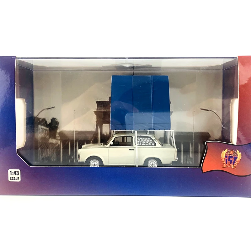 

Slim1/43 IST модель IST188 TRABANT 601S LIMOUSINE (Кемпинг) светильник-серый