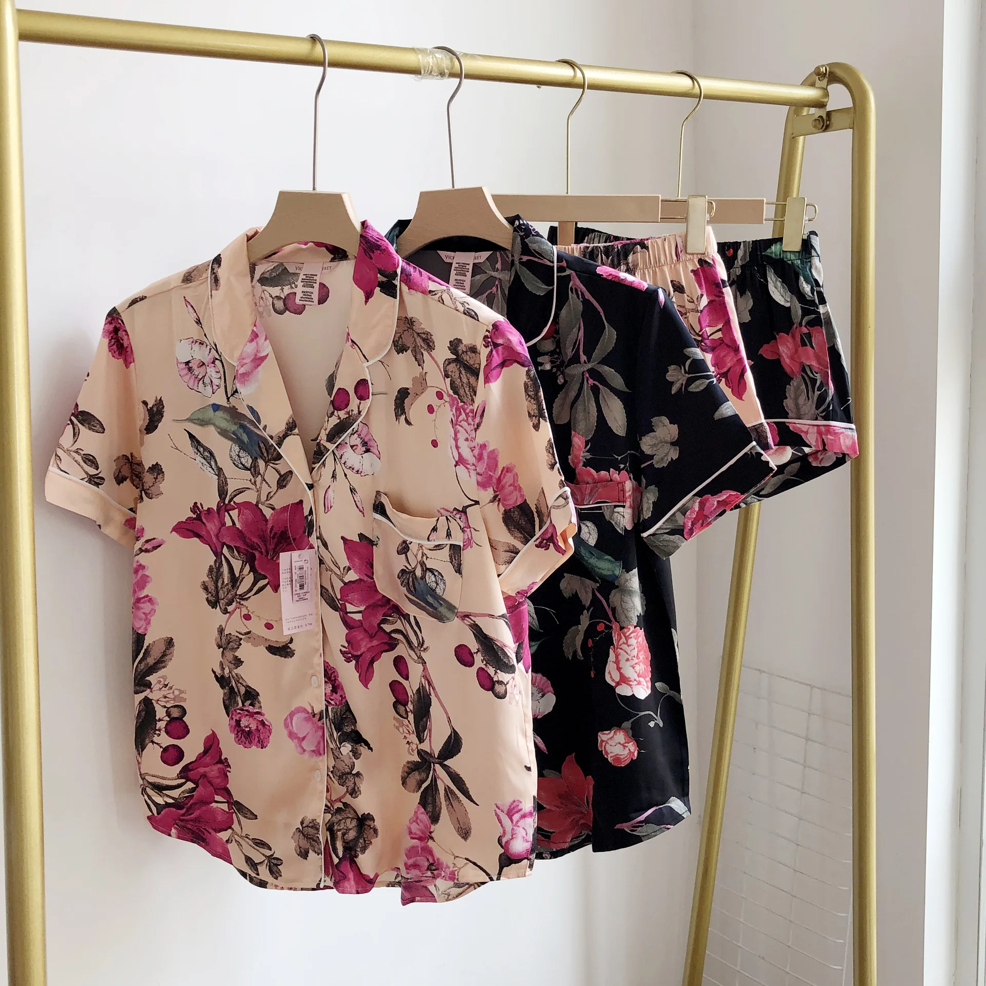 Women's Ice Silk Printed Pajamas Short Sleeve Suit Night Sleeping Wear Peony Satin Lapel Long Sleeve Pajamas Home Clothes