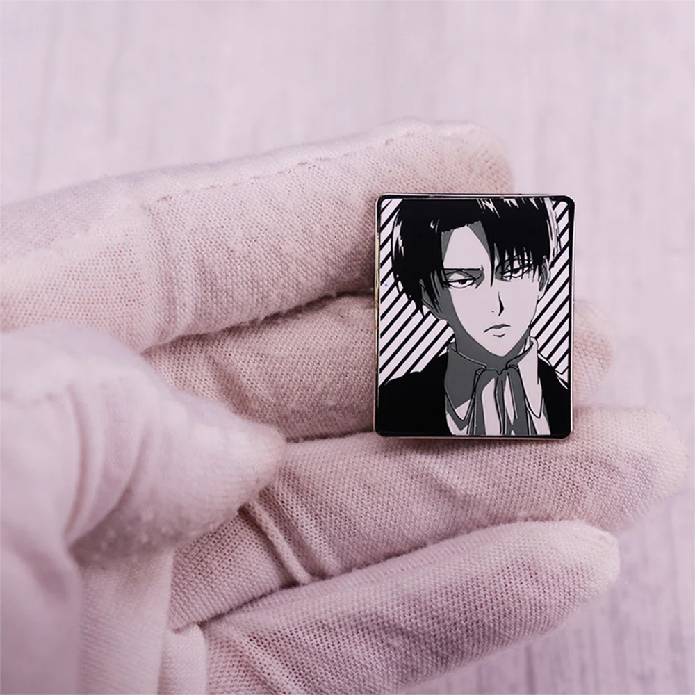 

Levi·Ackerman Japan Anime Brooch clothing bag decoration personalized fashion jewelry pin badge gift Attack on Titan