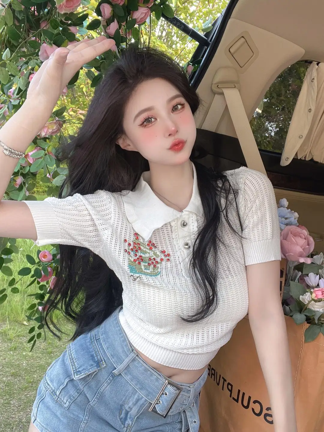 

Make firm offers ~ little sweet heavy hammer bead hollow out design feeling lapel knitting coat two-piece bull-puncher skirt wit