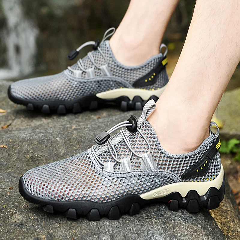 

New 2022 Spring/Summer Men's Sports Casual Shoes Fashion Hollow Mesh Shoes Outdoor Casual Hiking Shoes Men's Sports Casual Shoes