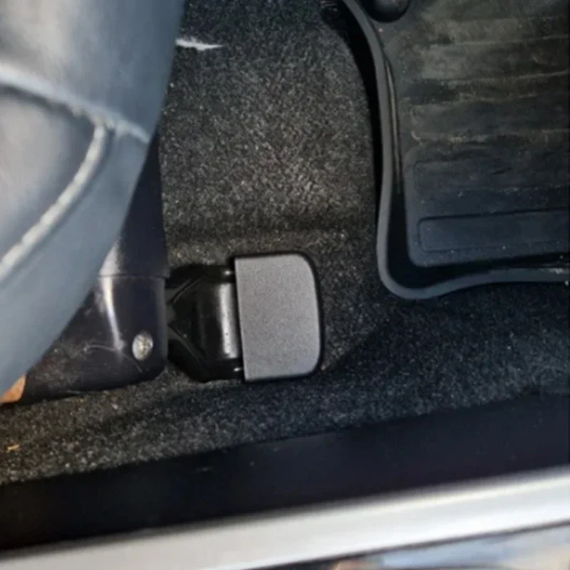 1/2X крышка анкерного винта переднего сиденья автомобиля для Mitsubishi Outlander Cw0wgf0w Ga0w Asx