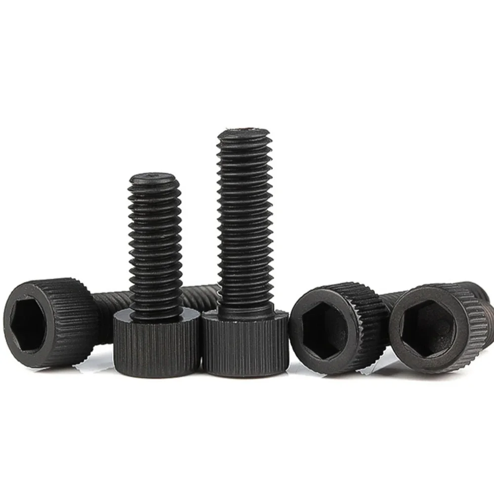 

Нейлоновые винты M3-M10 белые/черные