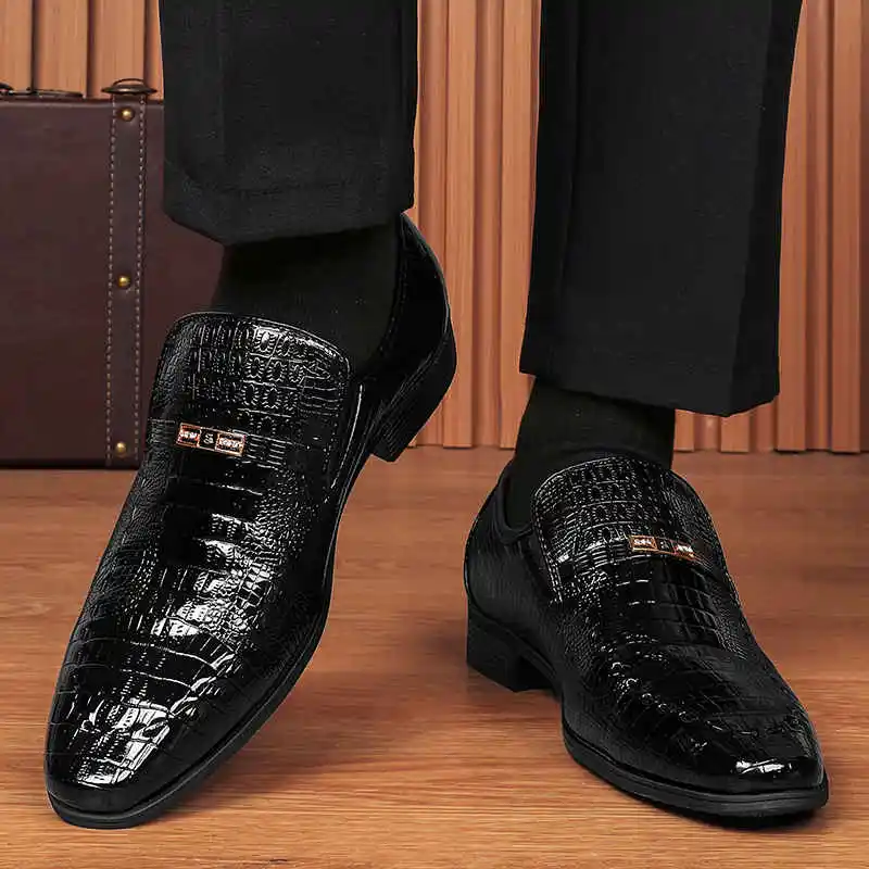 

Кроссовки мужские эластичные на шнуровке, плоская подошва, амортизирующие, Классическая обувь, высокие каблуки, Мокасины, красные