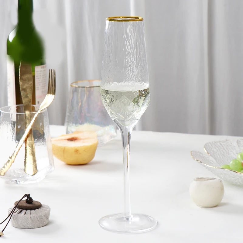 (Логотип может быть выгравирован) Цветной бокал для шампанского объемом 560 мл