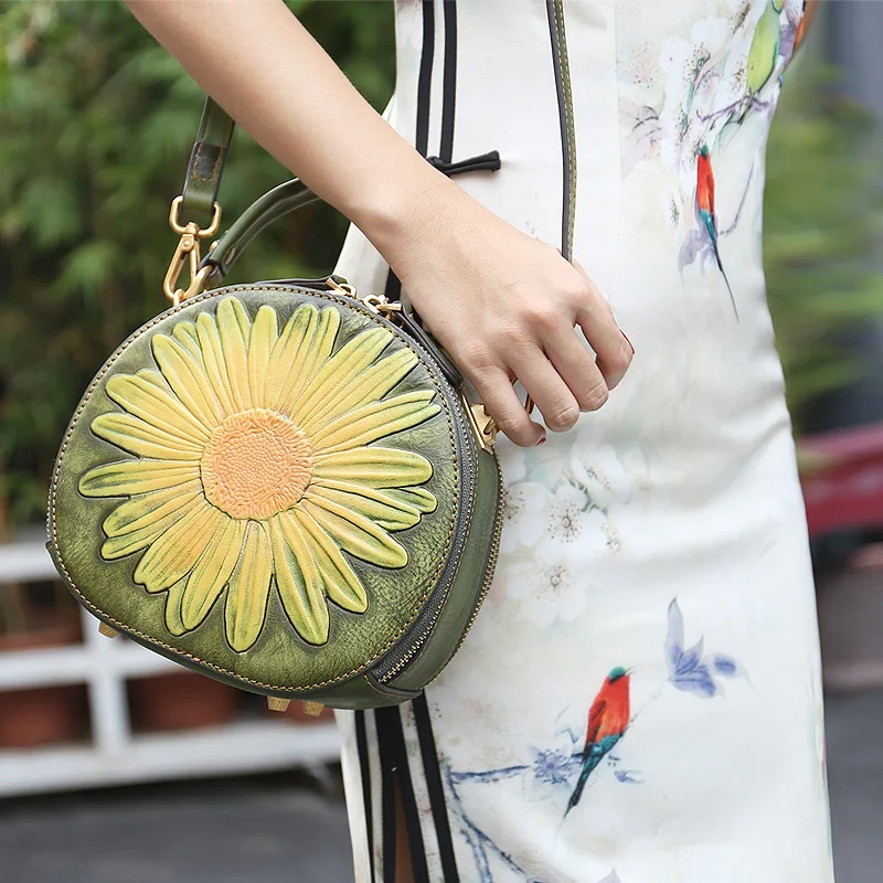 

Genuine Leather Women Handbags 2020 New First Layer Cowhide Female Shoulder Messenger Bag Retro Small round Diagonal Bags