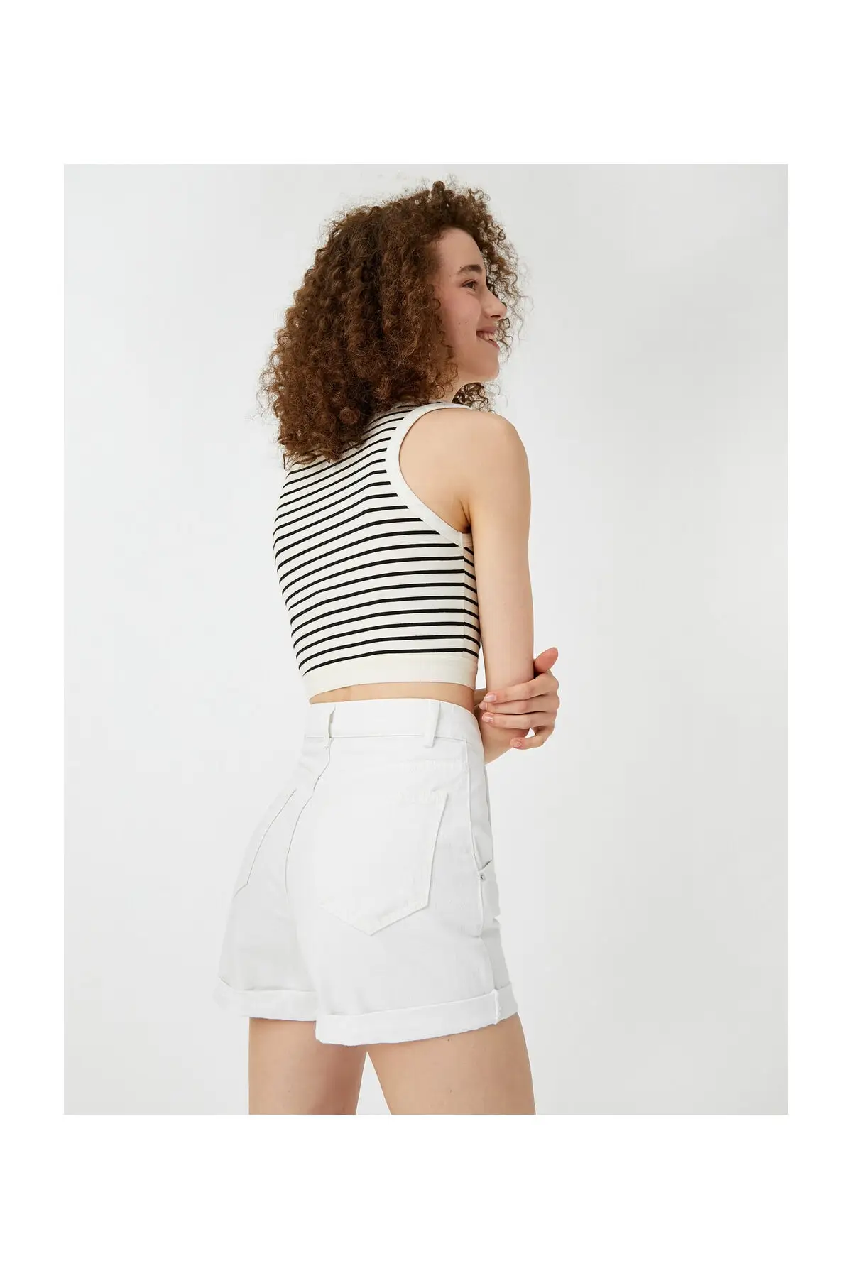 

Women's Shorts Jean New Summer Style Bermuda Basic Short Pants Mini Trousers Streetwear Home Fashion Short Pants