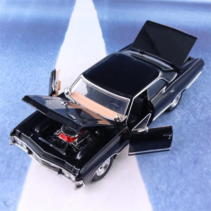 Nicce 1:24 1967 Chevrolet Impala SS Sport Sedan Simulation Diecast Metal Alloy Model Car CHEVY Игрушка для детей коллекция подарков J80 on.