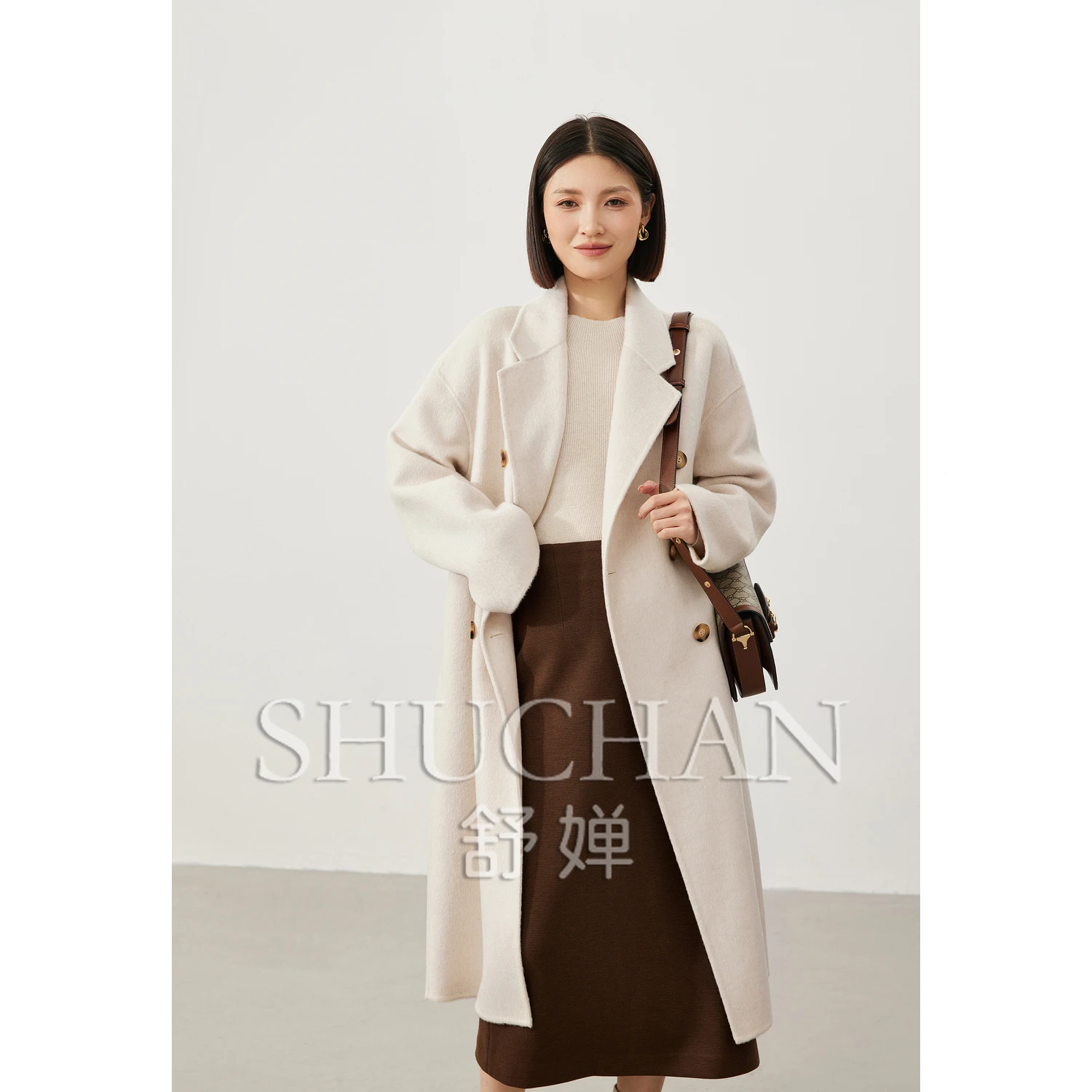 Рисунок 4 - Женское длинное зимнее пальто