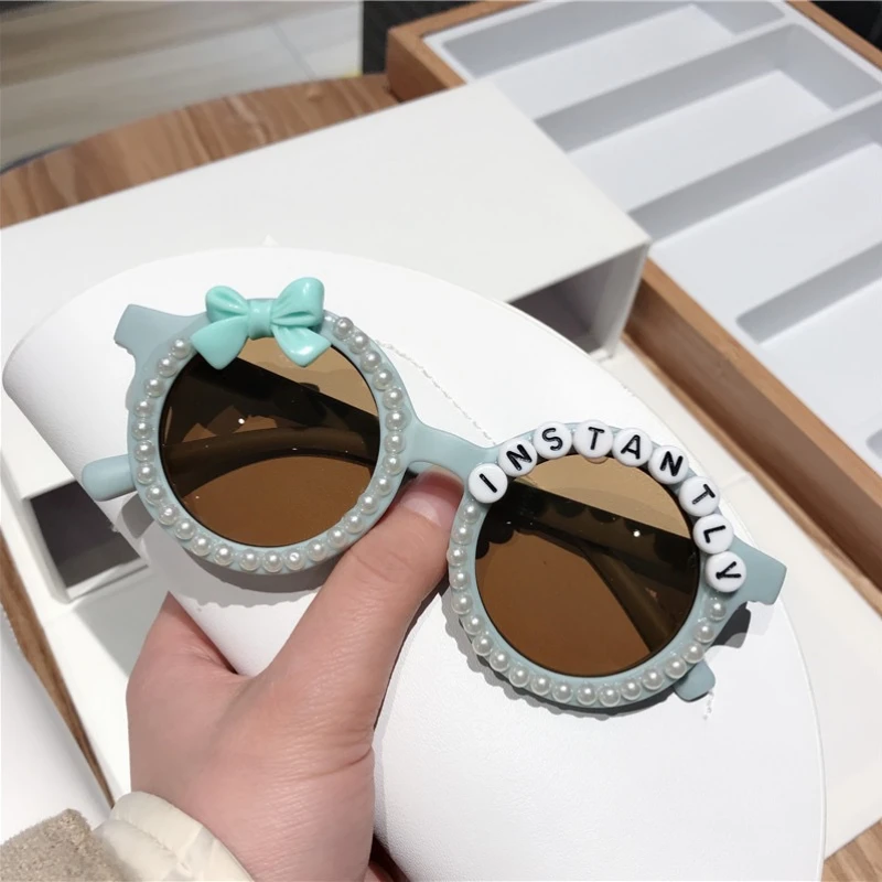 

2023 Diamond Embellished Round Retro Macaron Children's Sunglasses Kids New Trend Pearl Bow Personalized Sun Glasses Girls