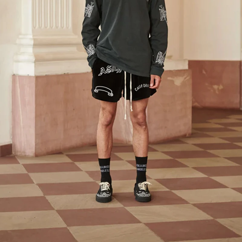 Мужские летние бархатные шорты в стиле хип-хоп