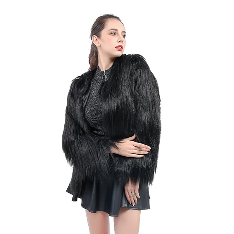 New Winter Long Sleeve Haining Furs Coat Solid Color Women Fashion Warm Fur Coats Outerwear Fake Fur Shawl Women Clothing