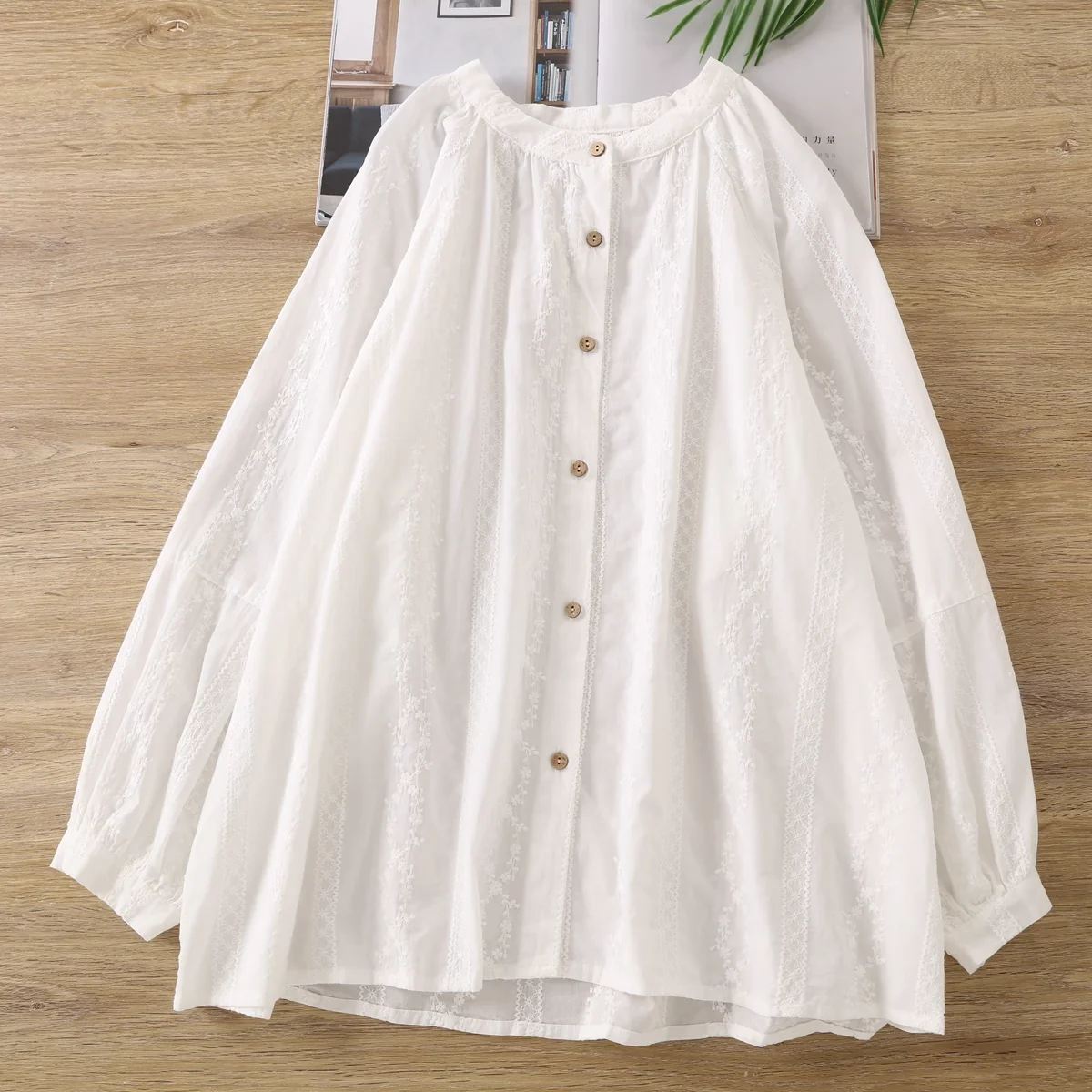Женская рубашка и блузка в стиле бохо весенние свободные белые бежевые кружевные