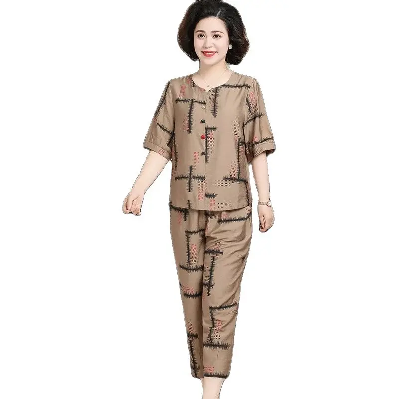 

Grandma Summer Suit Fashion Middle-Aged Elderly Mother Short-Sleeve T-Shirt Cropped Pant Set 2 Pieces Womens Outfits