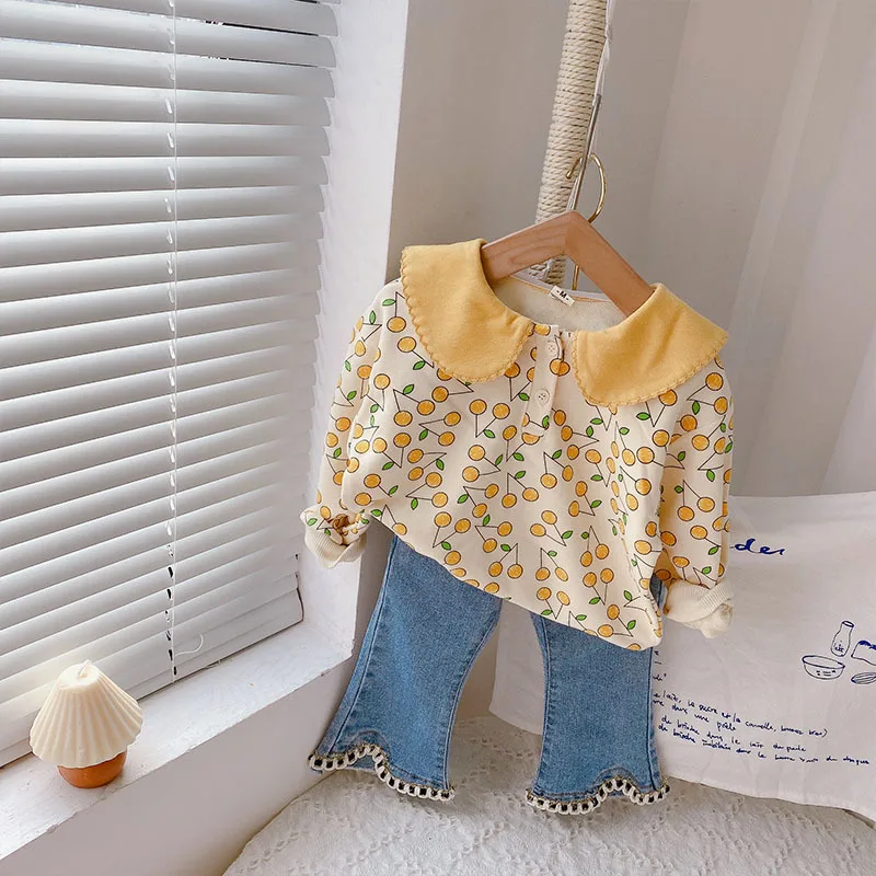 

2022 Spring and Autumn New Girl's Cute Cherry Print Shirt Big Turn-down Collar Girls Set Long Sleeve Tops + Flared Jeans 1-8T