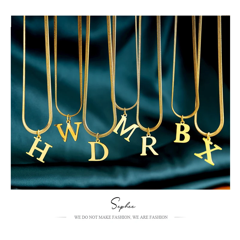 

Necklaces with 26 English Letters of Gaoding Titanium Steel Female Surname Clavicle Chain Minority Light Girlfriends Couple