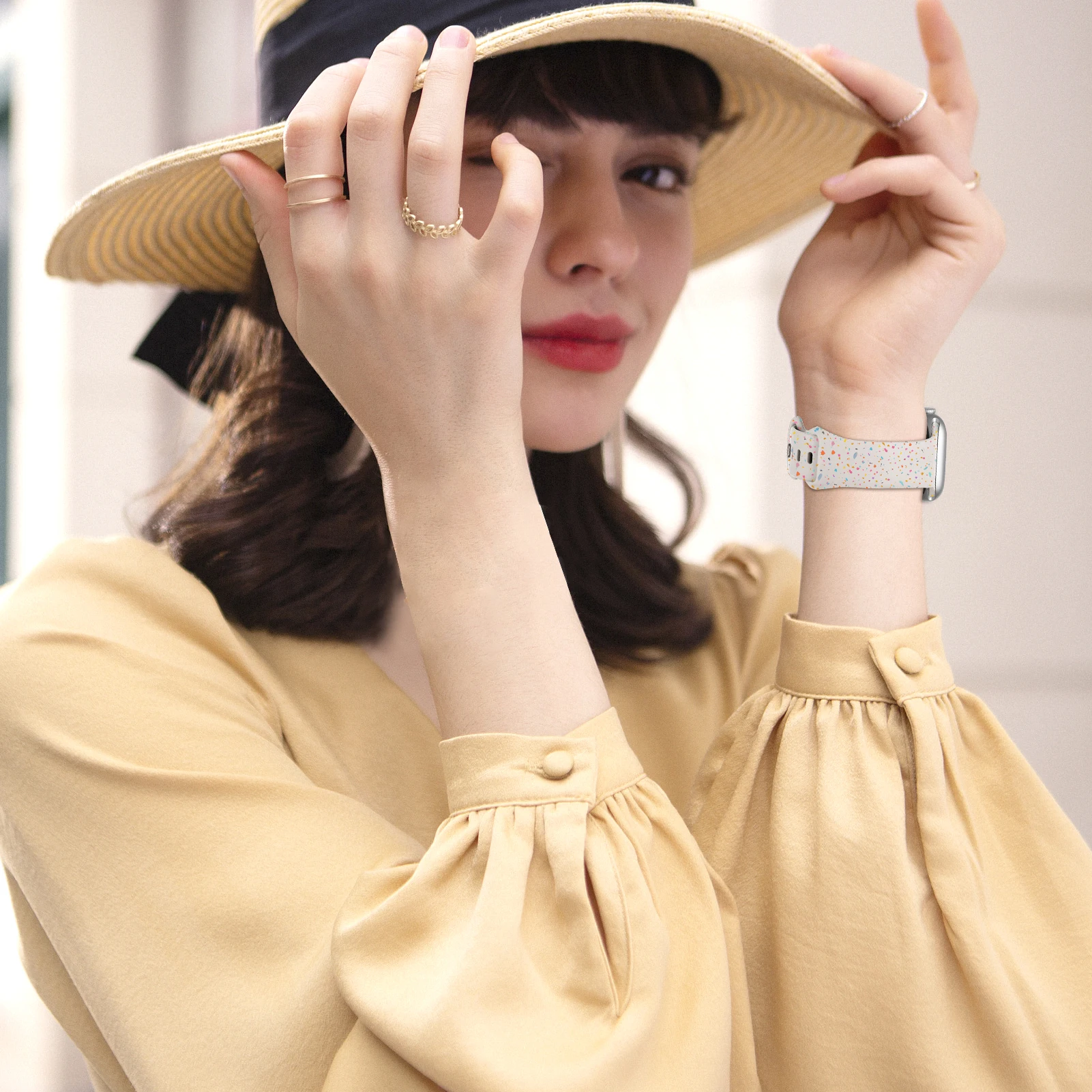 Ремешок силиконовый для Apple watch band 40 мм 45 44 41 38 49 мягкий браслет iwatch Series 9 8 7 6 5 3 SE Ultra 2