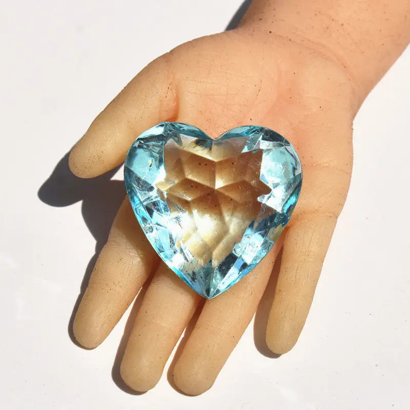 Рисунок 6 - Большая акриловая имитация кристаллов