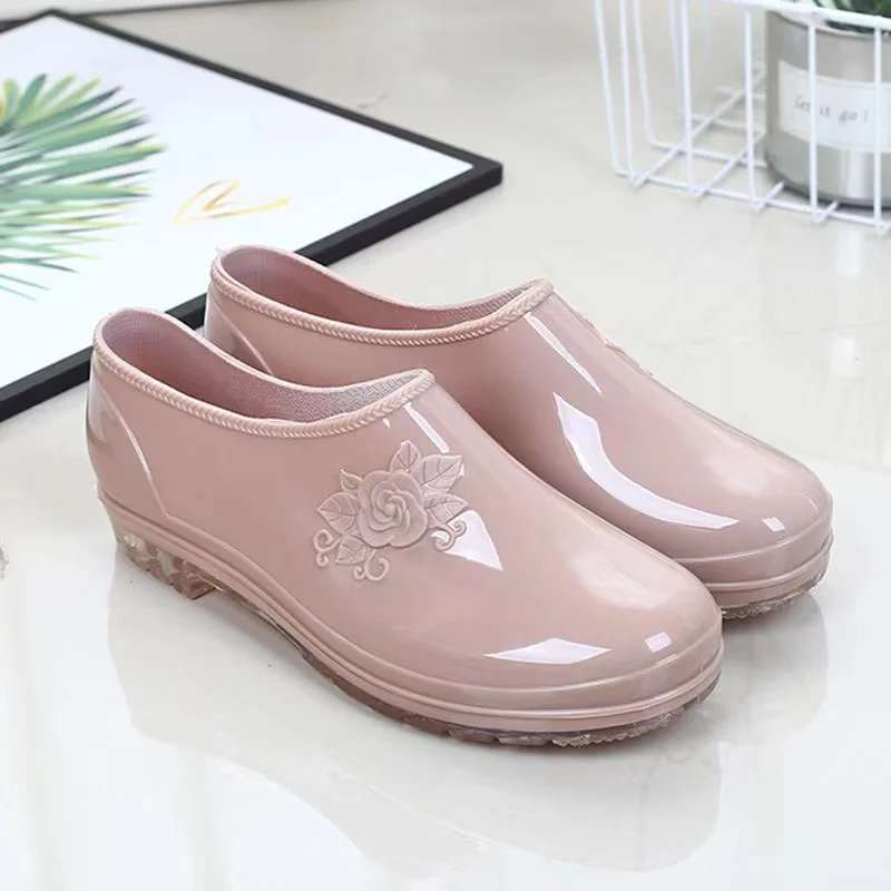 Women's Flower Rain Boots Waterproof Silicone Shoes 2023 Summer Fashion Crystal Platform Casual Rainboots Slip on Shoes Female