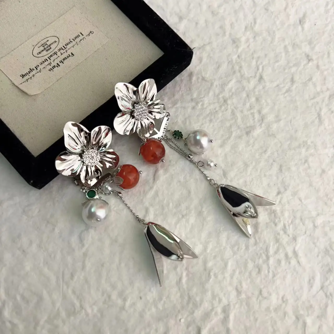 Новые золотые и серебряные серьги с кисточками жемчугом