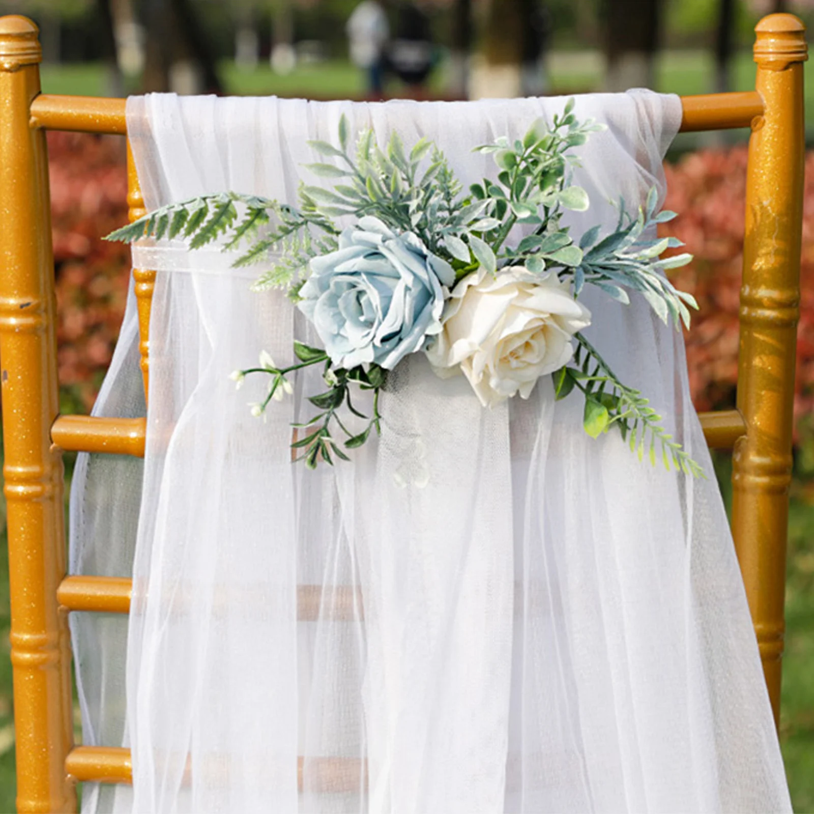 Свадебные искусственные цветы для оформления стула - Фото №1