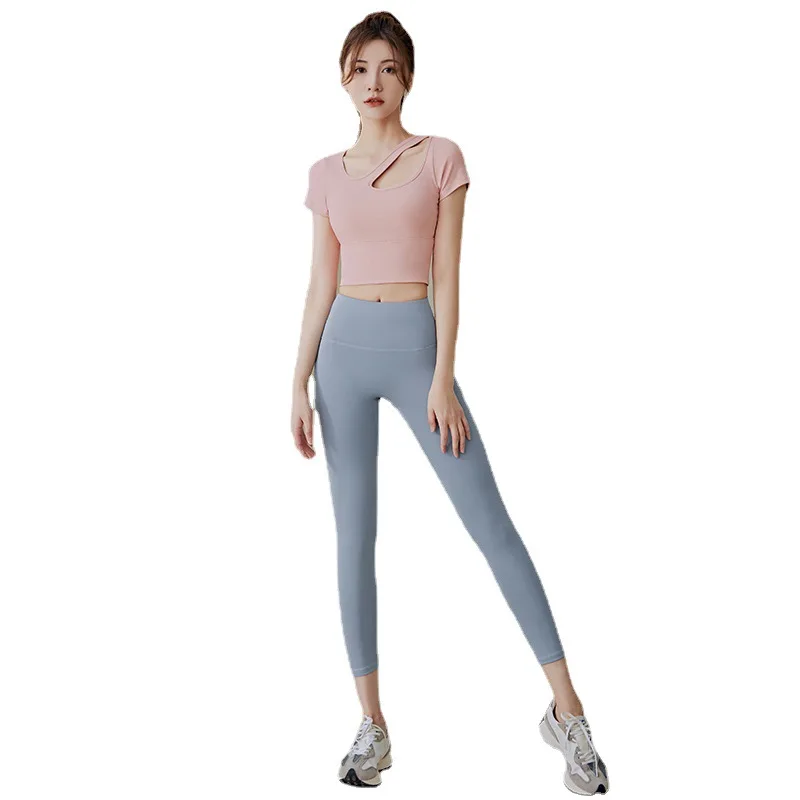 Quick-drying Breathable Sports Top Women's Hollowed-out Slim Yoga Top Women's with Chest Pad Shockproof Yoga Short Sleeves