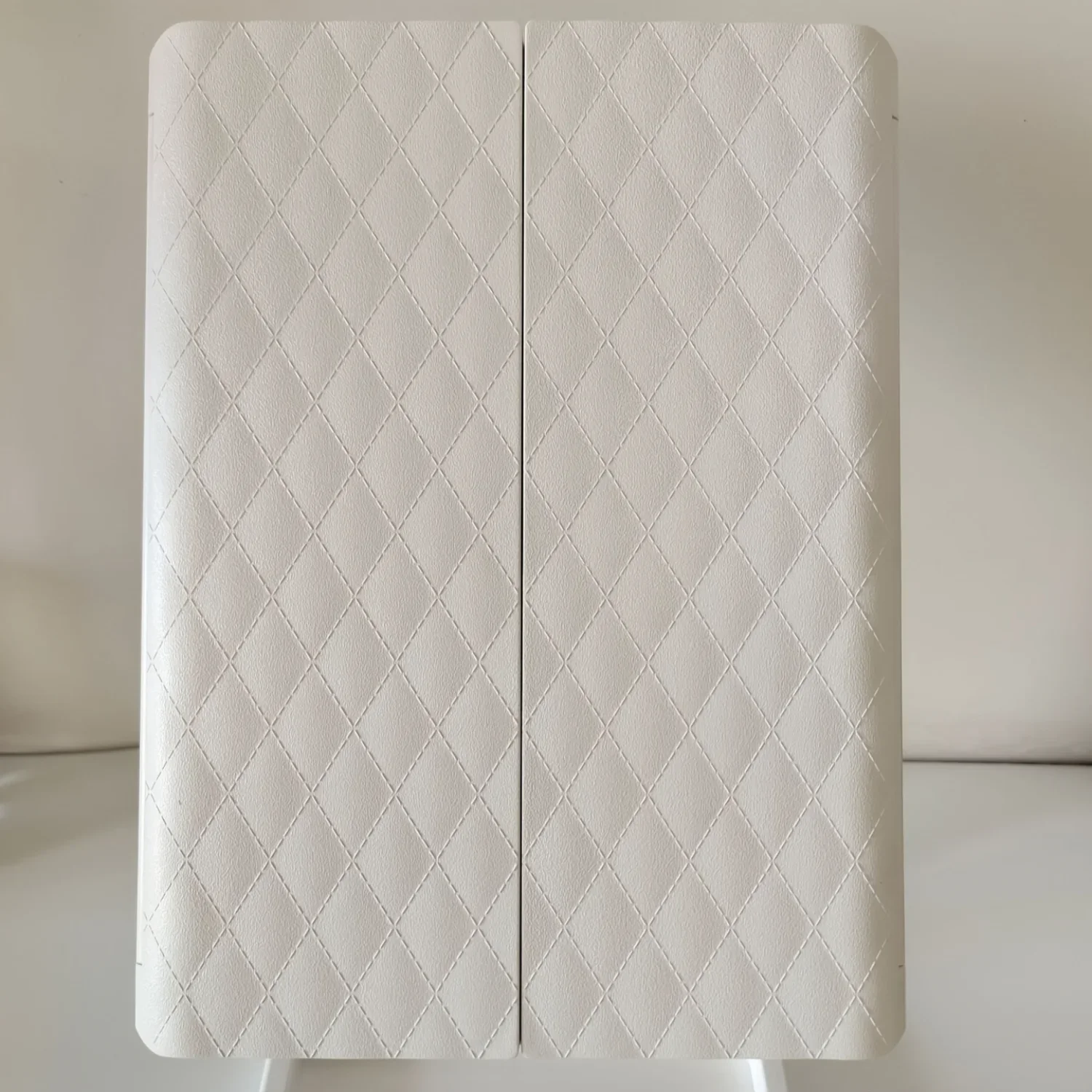 Зеркало для макияжа с регулируемой яркостью и 3-кратным увеличением портативное