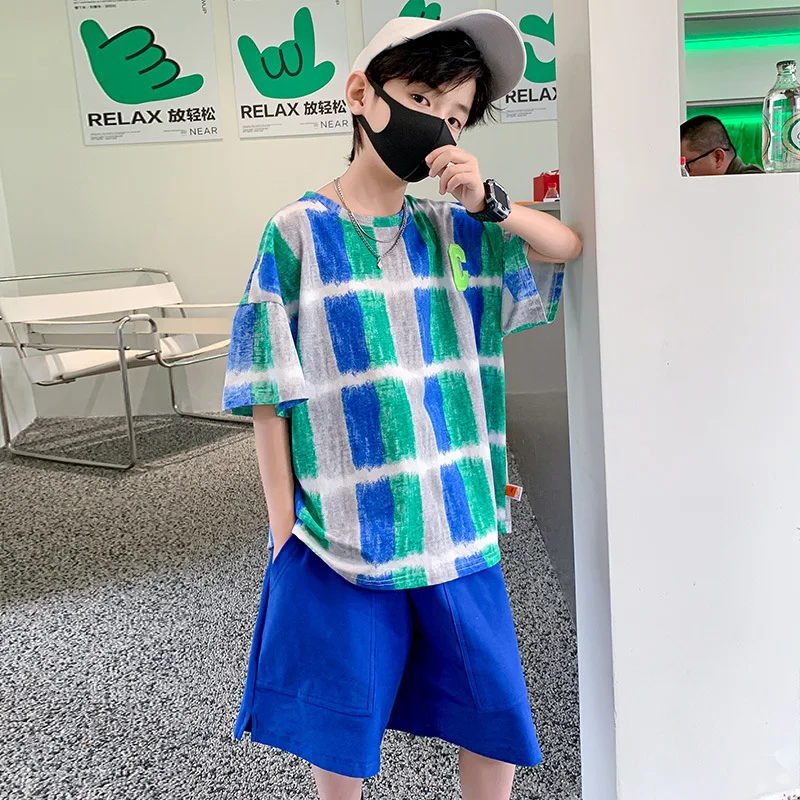 

Летний яркий клетчатый костюм для мальчиков 2022, модный спортивный комплект из 2 предметов для подростков, школьников, спортивный комплект д...