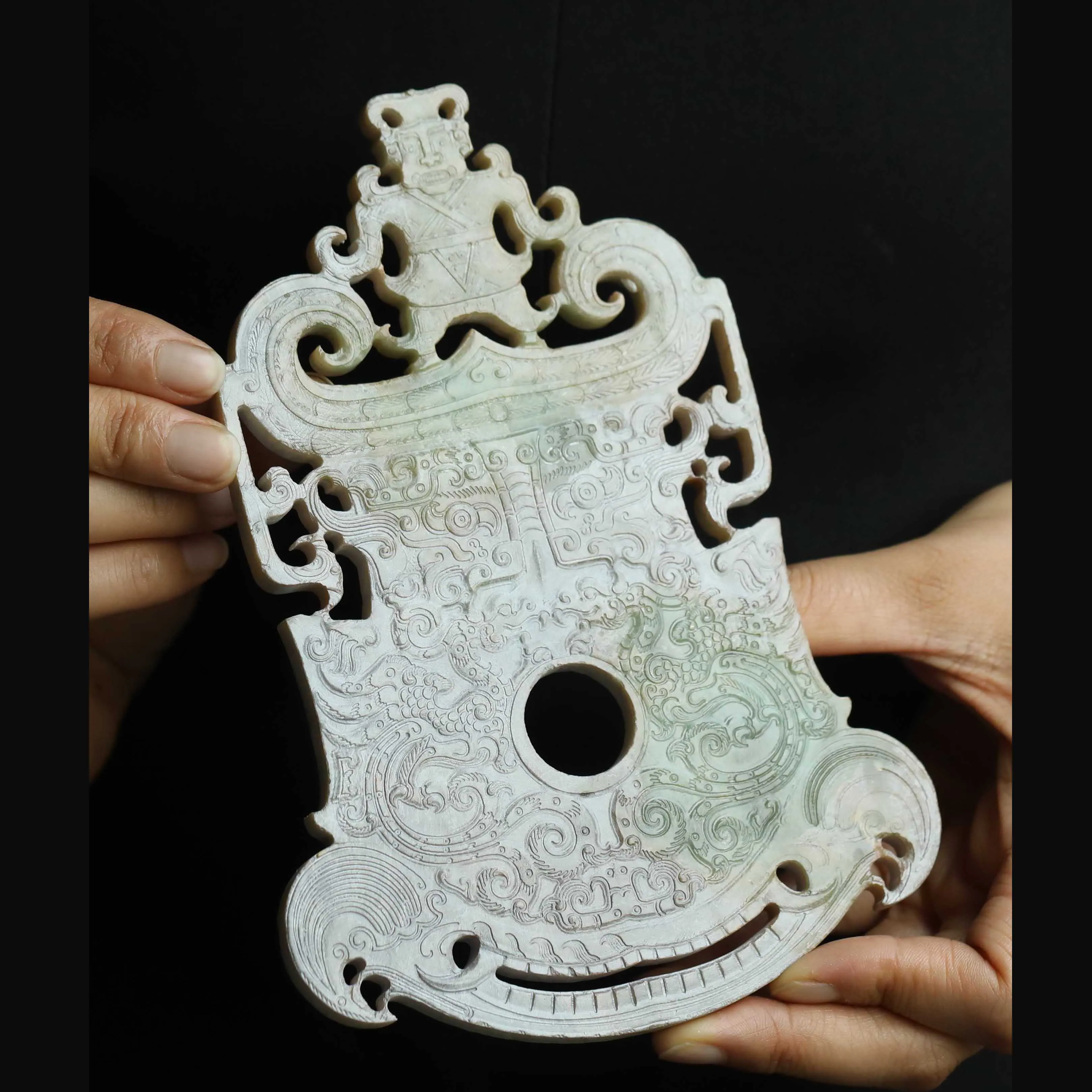 

Old China Natural Jade Hand Carved statue dragon plate bi a1